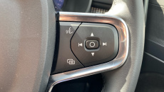 Volvo XC40 2.0 B3P Plus Dark 5dr Auto Petrol Estate